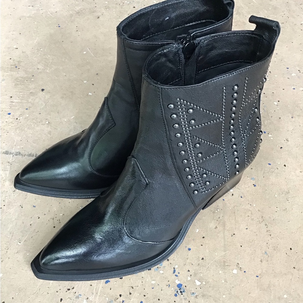 EMANUELE Crasto Ankle Booties (AP1015)